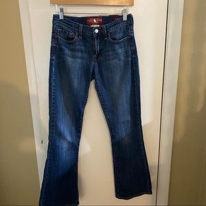 Lucky  Brand 🍀 Sofia Ankle Boot Cut Jeans Size 2.